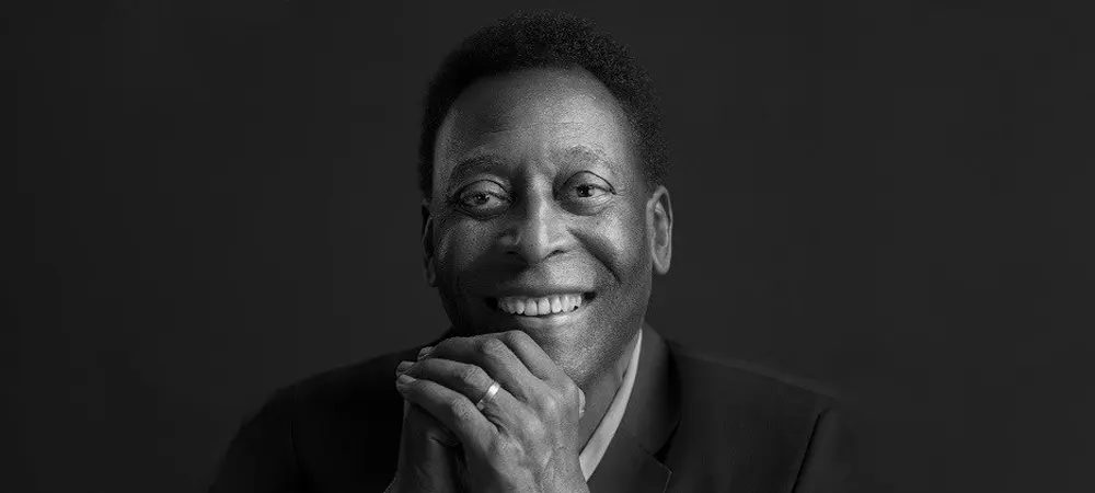 Biography of Pelé